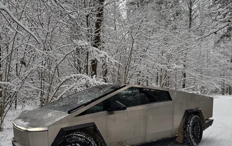 Tesla Cybertruck, 2024 год, 14 950 000 рублей, 10 фотография