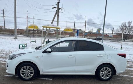 KIA Rio IV, 2018 год, 1 249 999 рублей, 18 фотография
