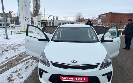KIA Rio IV, 2018 год, 1 249 999 рублей, 11 фотография