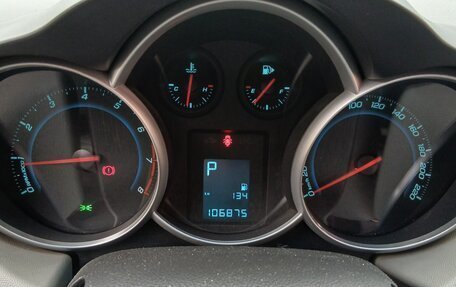 Chevrolet Cruze II, 2014 год, 950 000 рублей, 14 фотография