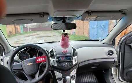 Chevrolet Cruze II, 2014 год, 950 000 рублей, 15 фотография