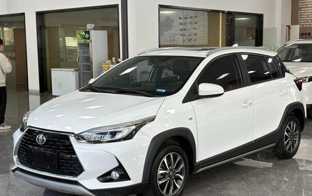 Toyota Yaris Cross, 2022 год, 1 385 000 рублей, 1 фотография