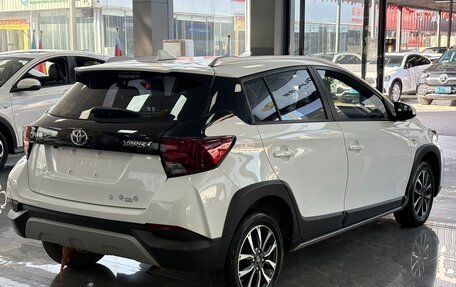 Toyota Yaris Cross, 2022 год, 1 385 000 рублей, 4 фотография