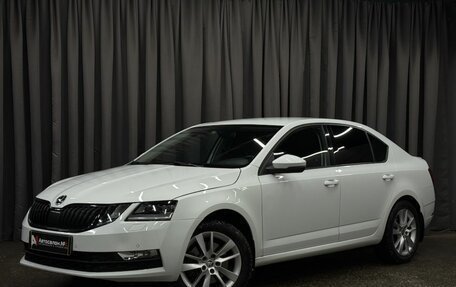 Skoda Octavia, 2019 год, 1 819 888 рублей, 1 фотография