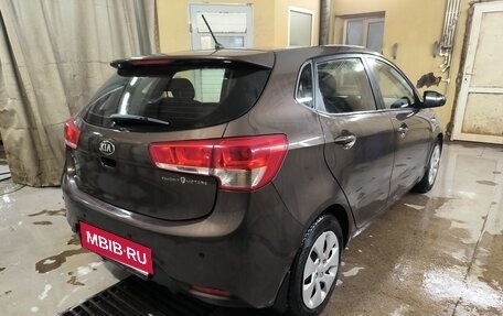 KIA Rio III рестайлинг, 2016 год, 925 000 рублей, 3 фотография