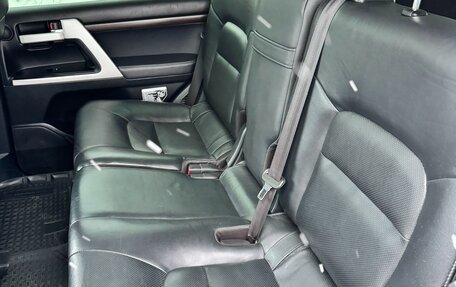 Toyota Land Cruiser 200, 2017 год, 9 999 000 рублей, 7 фотография