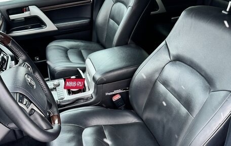 Toyota Land Cruiser 200, 2017 год, 9 999 000 рублей, 8 фотография