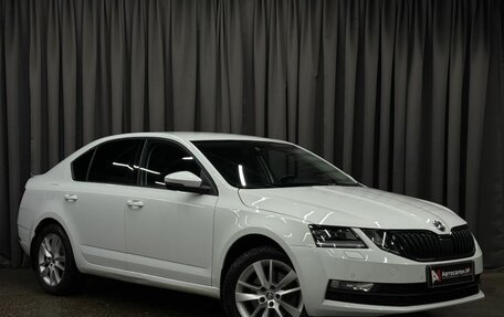 Skoda Octavia, 2019 год, 1 819 888 рублей, 2 фотография