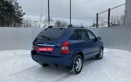 Hyundai Tucson III, 2004 год, 595 000 рублей, 2 фотография