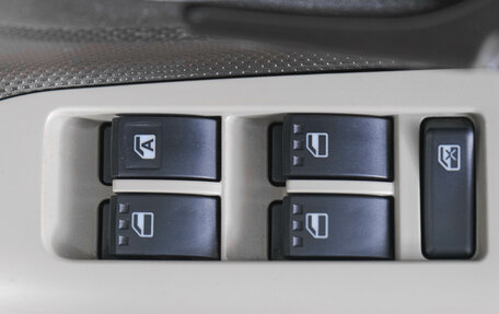 Toyota Passo Sette, 2009 год, 949 000 рублей, 18 фотография