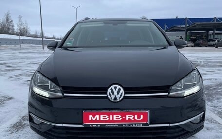Volkswagen Golf VII, 2019 год, 1 430 000 рублей, 1 фотография