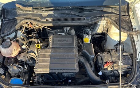 Volkswagen Polo VI (EU Market), 2018 год, 700 000 рублей, 3 фотография