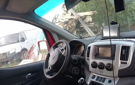 Nissan NV200, 2014 год, 1 400 000 рублей, 4 фотография