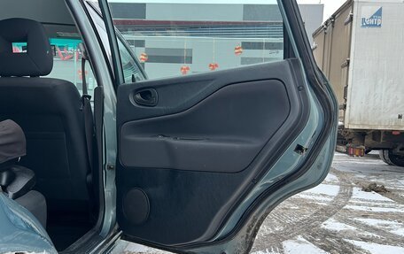 Mitsubishi Space Star I рестайлинг, 2004 год, 500 000 рублей, 14 фотография