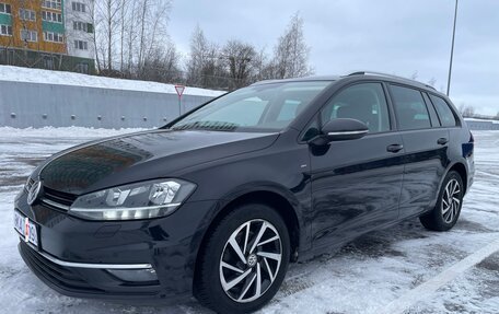 Volkswagen Golf VII, 2019 год, 1 430 000 рублей, 5 фотография