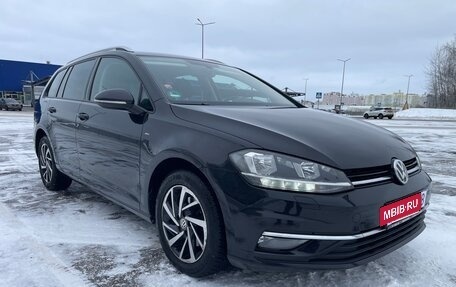 Volkswagen Golf VII, 2019 год, 1 430 000 рублей, 6 фотография