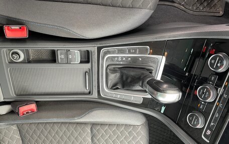 Volkswagen Golf VII, 2019 год, 1 430 000 рублей, 24 фотография