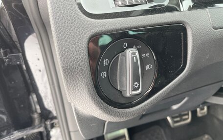 Volkswagen Golf VII, 2019 год, 1 430 000 рублей, 23 фотография