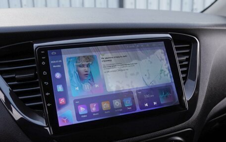 Hyundai Solaris II рестайлинг, 2018 год, 1 299 000 рублей, 13 фотография