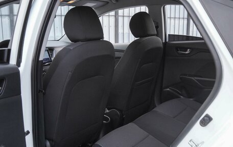 Hyundai Solaris II рестайлинг, 2018 год, 1 299 000 рублей, 11 фотография