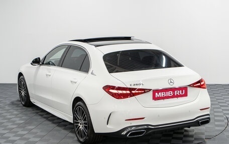 Mercedes-Benz C-Класс, 2024 год, 5 670 000 рублей, 30 фотография