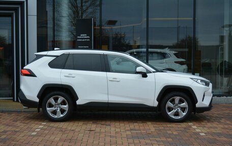 Toyota RAV4, 2019 год, 2 870 000 рублей, 4 фотография