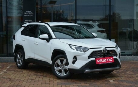 Toyota RAV4, 2019 год, 2 870 000 рублей, 3 фотография