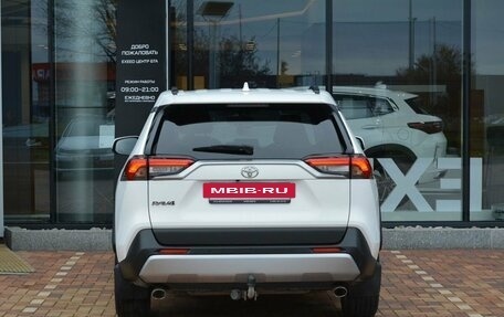 Toyota RAV4, 2019 год, 2 870 000 рублей, 6 фотография