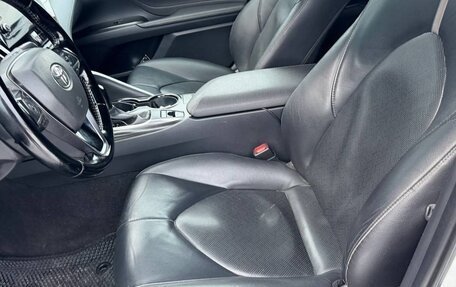 Toyota Camry, 2021 год, 2 140 000 рублей, 5 фотография