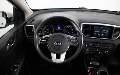 KIA Sportage IV рестайлинг, 2019 год, 1 799 000 рублей, 10 фотография