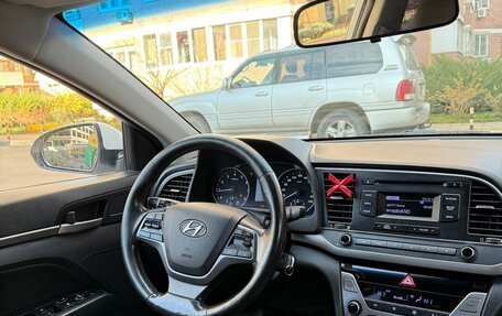 Hyundai Elantra VI рестайлинг, 2018 год, 1 099 000 рублей, 19 фотография