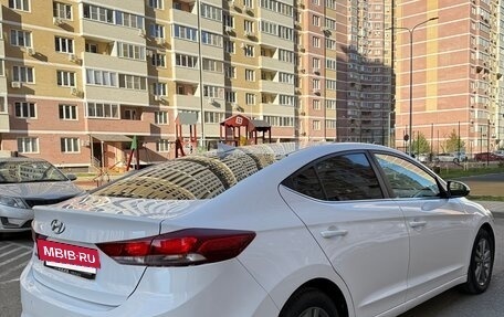 Hyundai Elantra VI рестайлинг, 2018 год, 1 099 000 рублей, 14 фотография