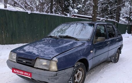 ИЖ 2126 «Ода», 2002 год, 74 000 рублей, 3 фотография