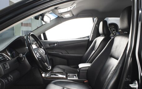 Toyota Camry, 2014 год, 1 690 000 рублей, 8 фотография