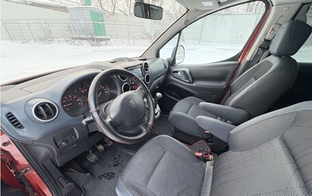 Peugeot Partner II рестайлинг 2, 2010 год, 690 000 рублей, 11 фотография