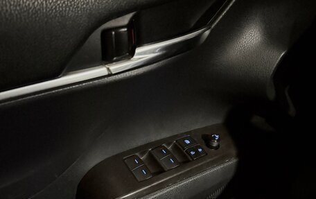 Toyota Camry, 2020 год, 2 890 000 рублей, 6 фотография