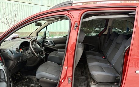 Peugeot Partner II рестайлинг 2, 2010 год, 690 000 рублей, 18 фотография