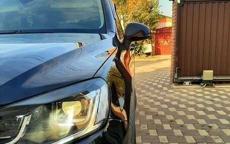 Volkswagen Touareg III, 2017 год, 3 990 000 рублей, 5 фотография