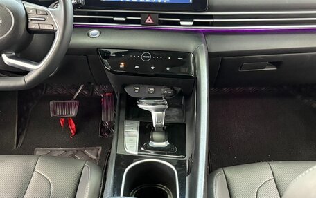 Hyundai Elantra, 2022 год, 1 586 000 рублей, 13 фотография