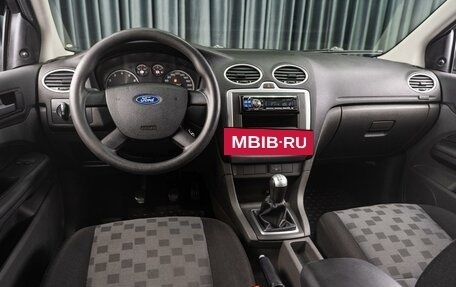 Ford Focus II рестайлинг, 2006 год, 329 000 рублей, 6 фотография