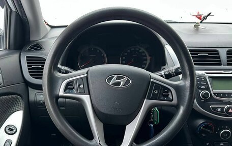 Hyundai Solaris II рестайлинг, 2014 год, 840 000 рублей, 12 фотография