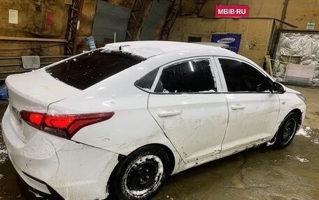 Hyundai Solaris II рестайлинг, 2019 год, 670 000 рублей, 2 фотография