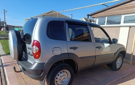 Chevrolet Niva I рестайлинг, 2014 год, 530 000 рублей, 5 фотография