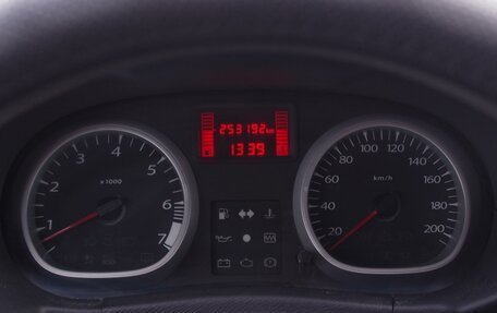 Renault Duster I рестайлинг, 2013 год, 649 000 рублей, 11 фотография