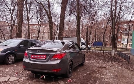 Hyundai Solaris II рестайлинг, 2016 год, 750 000 рублей, 1 фотография