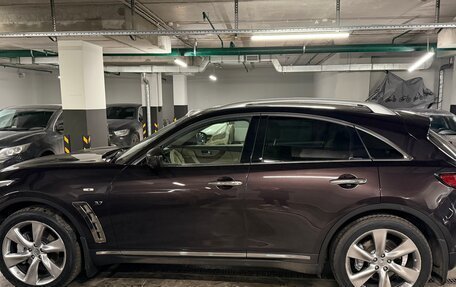 Infiniti QX70, 2015 год, 2 600 000 рублей, 3 фотография