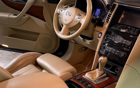 Infiniti QX70, 2015 год, 2 600 000 рублей, 9 фотография