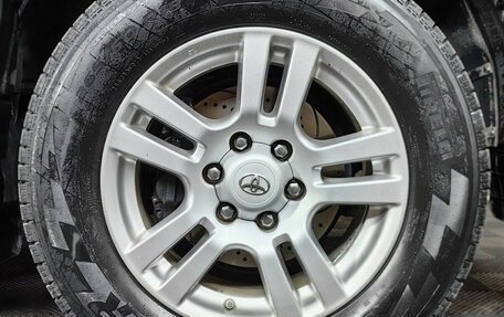 Toyota Land Cruiser Prado 150 рестайлинг 2, 2018 год, 5 143 000 рублей, 9 фотография