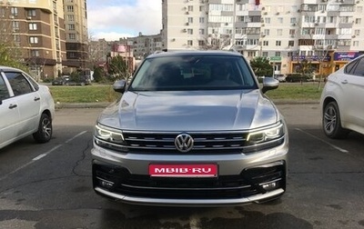Volkswagen Tiguan II, 2019 год, 3 300 000 рублей, 1 фотография
