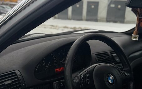 BMW 3 серия, 2002 год, 500 000 рублей, 10 фотография